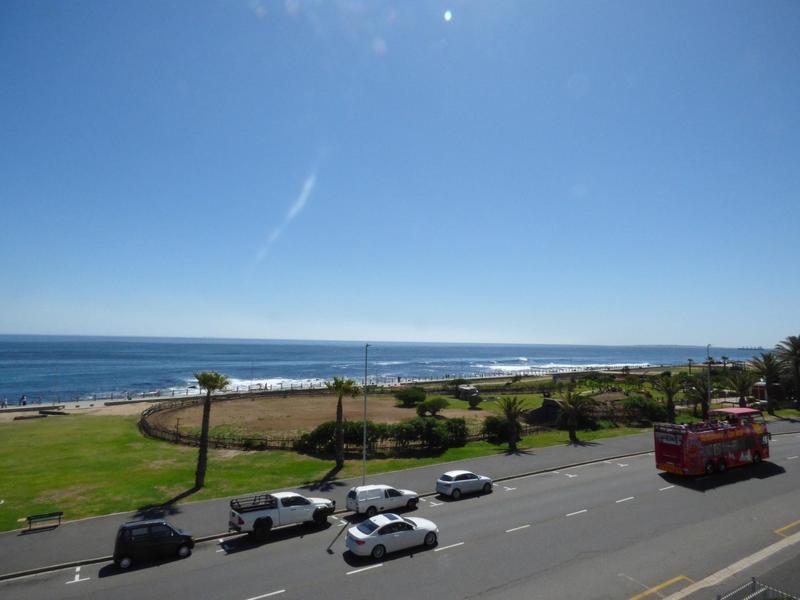 1 Bedroom Property for Sale in Mouille Point Western Cape